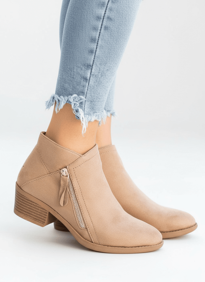 Women’s Ankle Boots – Leather Low Heel Side Zip Design